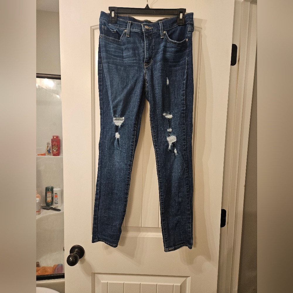 Women's Distressed Blue Jeans